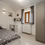 Дом отдыха Atemberaubende Mit Herrlichem Panoramablick, Privatpool, Kinderschaukel, Bbq *