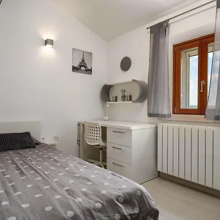 Atemberaubende Mit Herrlichem Panoramablick, Privatpool, Kinderschaukel, Bbq 비지나다